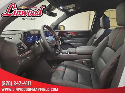 New 2026 Chevrolet Traverse RS image 11