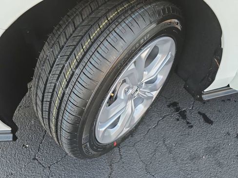 New 2025 Honda Accord LX image 31