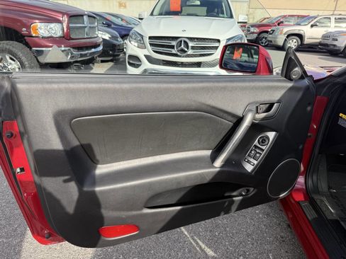 Used 2008 Hyundai Tiburon image 9