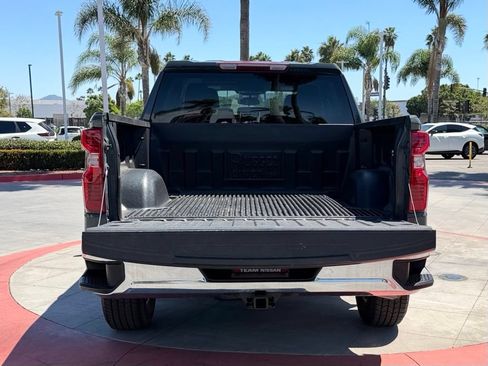 Used 2025 Chevrolet Silverado 1500 LT RWD image 7