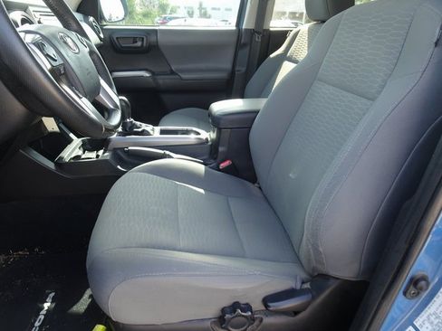 Used 2019 Toyota Tacoma SR5 image 7