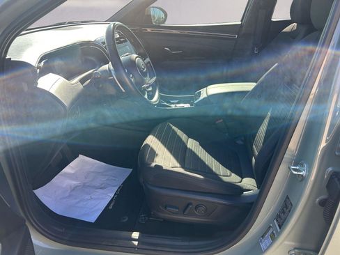 Used 2022 Hyundai Santa Cruz SEL Premium image 9