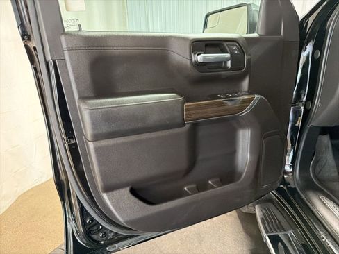 Used 2020 Chevrolet Silverado 1500 LT w/ All-Star Edition image 4