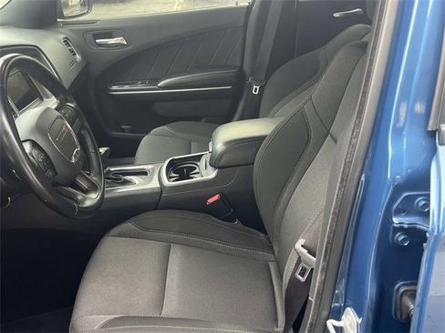 Used 2022 Dodge Charger SXT image 16