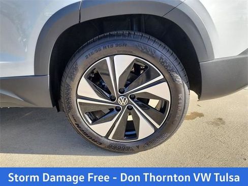 New 2026 Volkswagen Taos SE AWD/4WD image 26
