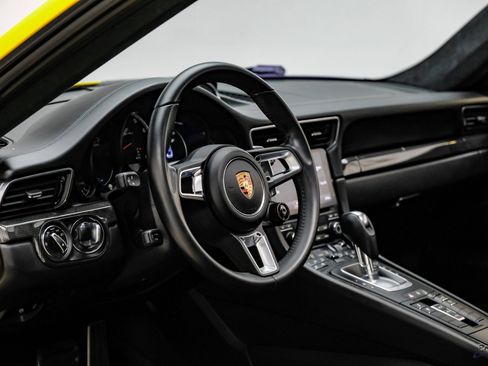 Used 2018 Porsche 911 Turbo S image 48