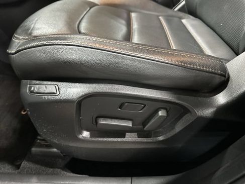 Used 2023 MAZDA CX-5 AWD 2.5 S w/ Premium Package image 18