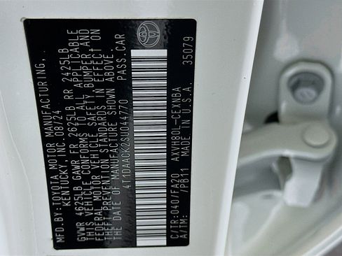 Used 2025 Toyota Camry LE image 12