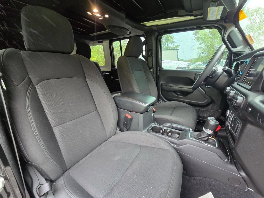 Used 2023 Jeep Wrangler Unlimited w/ Sun & Screen Package AWD/4WD image 25