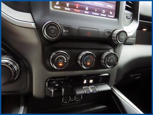 Used 2020 RAM 1500 Big Horn AWD/4WD image 17