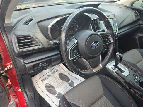 Used 2019 Subaru Crosstrek 2.0i Premium w/ Moonroof Package AWD/4WD image 16