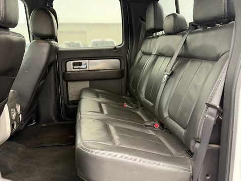 Used 2014 Ford F150 FX4 w/ Equipment Group 402A Luxury AWD/4WD image 13