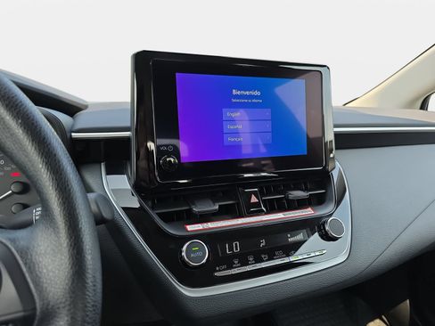 Used 2025 Toyota Corolla LE FWD image 19