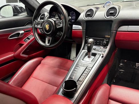 Used 2018 Porsche 718 Cayman GTS RWD image 56