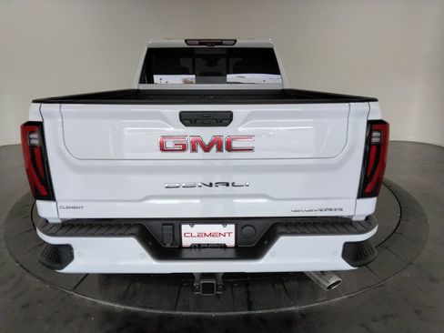 Used 2025 GMC Sierra 2500 Denali w/ Denali Reserve Package image 6