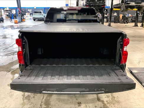 Used 2019 Chevrolet Silverado 1500 LT w/ All-Star Edition image 32