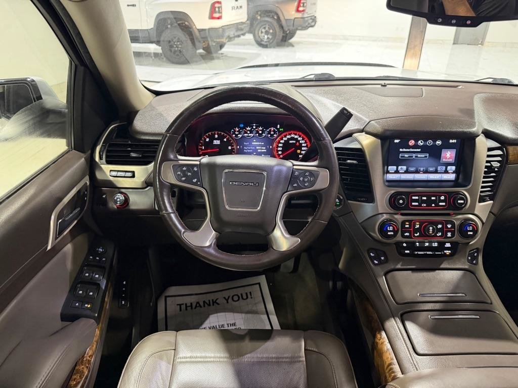 Used 2016 GMC Yukon Denali RWD image 25