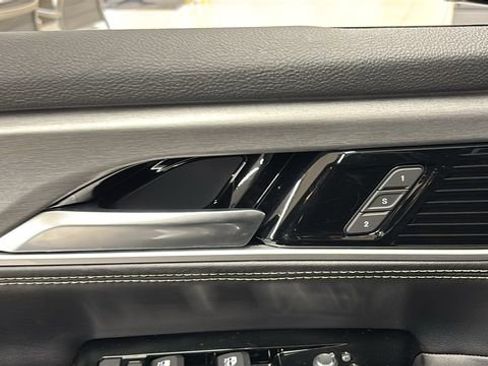 New 2026 Jeep Grand Wagoneer 4WD image 12