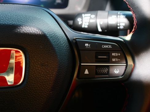 Used 2025 Honda Civic Type R image 15