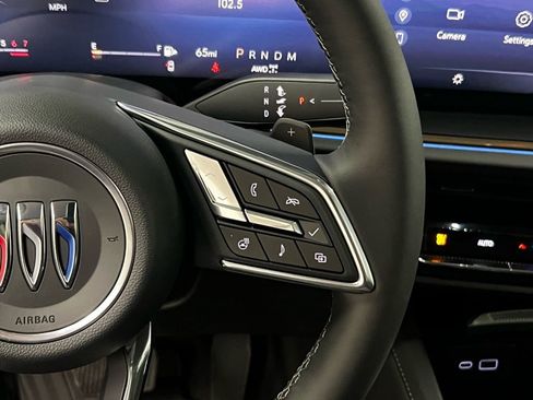 New 2026 Buick Envision Avenir image 18