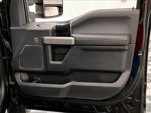 Used 2022 Ford F250 Platinum image 19