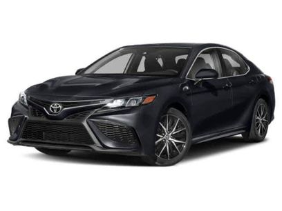 Used 2022 Toyota Camry SE