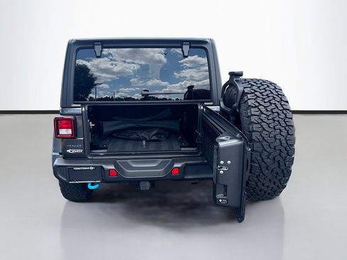 Used 2024 Jeep Wrangler Unlimited AWD/4WD image 28