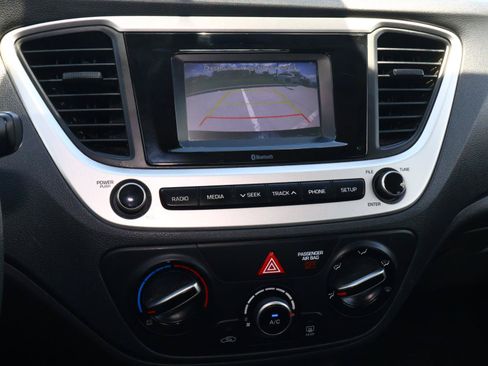 Used 2022 Hyundai Accent SE FWD image 21