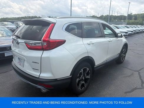 Used 2018 Honda CR-V Touring image 2