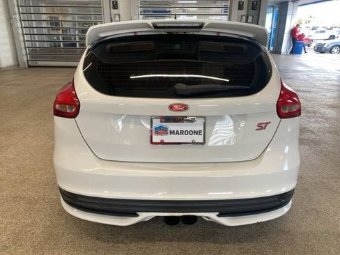 Used 2016 Ford Focus ST FWD image 6