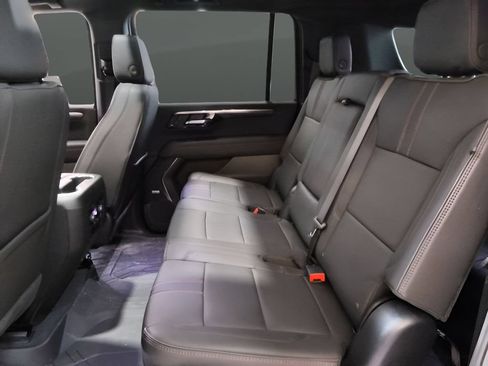 Used 2026 Chevrolet Suburban RST w/ Comfort Package AWD/4WD image 20