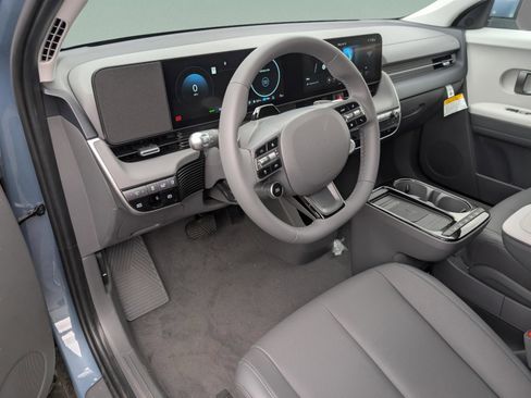 New 2025 Hyundai Ioniq 5 SEL image 10