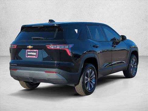 New 2026 Chevrolet Equinox LT w/ Safety and Technology Package FWD image 2
