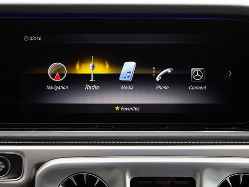 Used 2024 Mercedes-Benz G 63 AMG 4MATIC w/ Manufactur Interior Package image 15