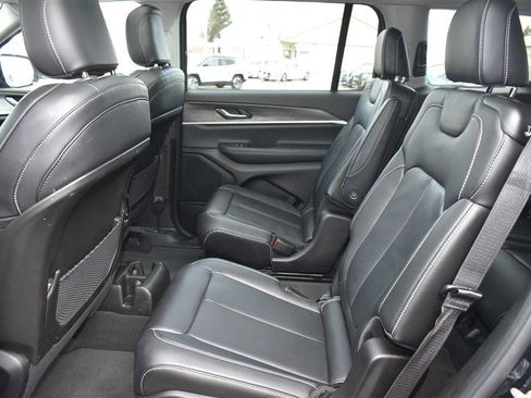 Used 2023 Jeep Grand Cherokee L Limited image 26