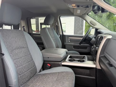 Used 2018 RAM 1500 Big Horn AWD/4WD image 31