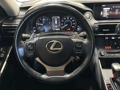 Used 2019 Lexus IS 300 RWD image 13