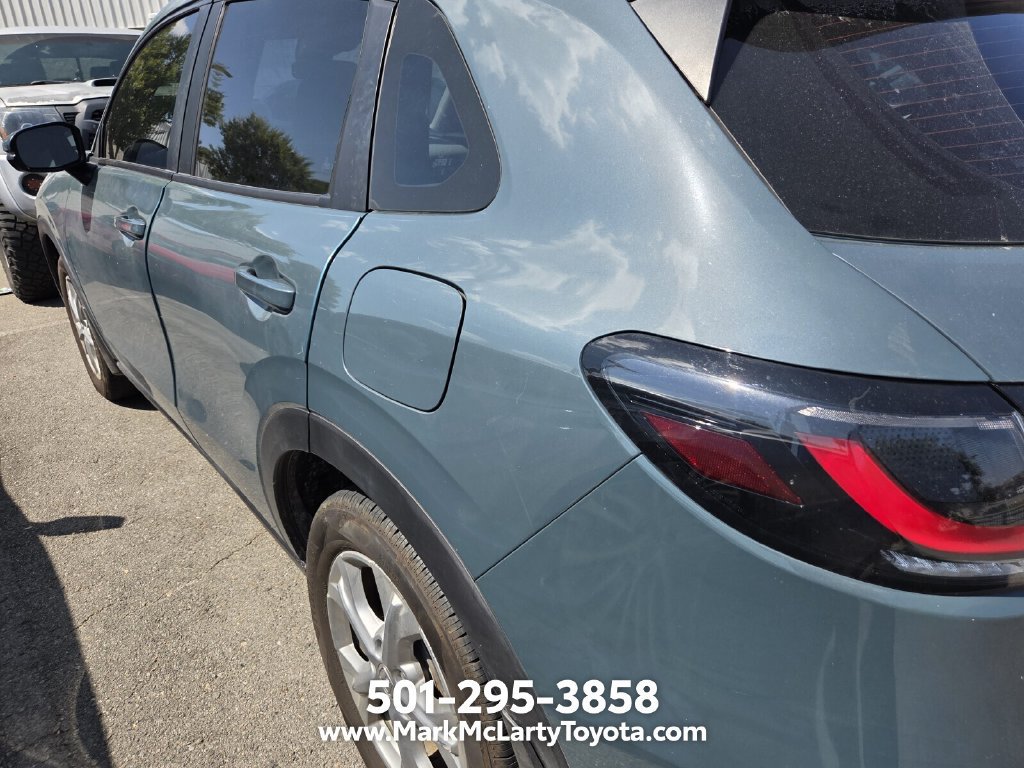 Used 2025 Honda HR-V LX image 6
