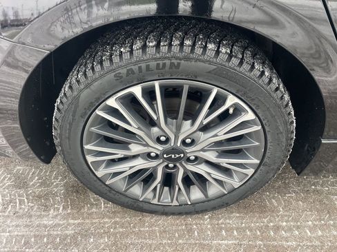 Used 2023 Kia Forte GT-Line w/ GT-Line Technology Package image 14