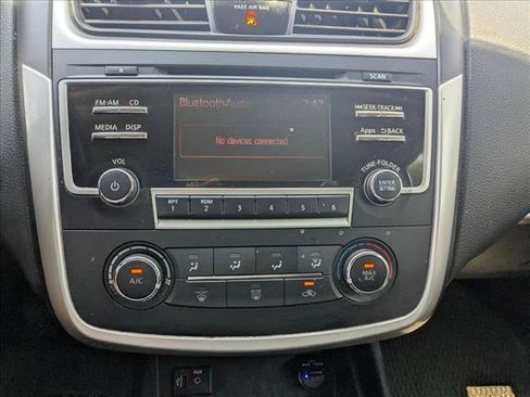 Used 2016 Nissan Altima 2.5 SR w/ LED Appearance Package FWD image 14