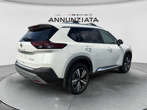 Used 2021 Nissan Rogue SL AWD/4WD image 5