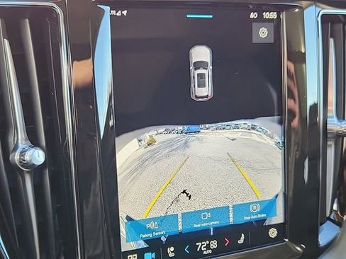 Certified 2025 Volvo XC60 B5 Core w/ Climate Package image 21