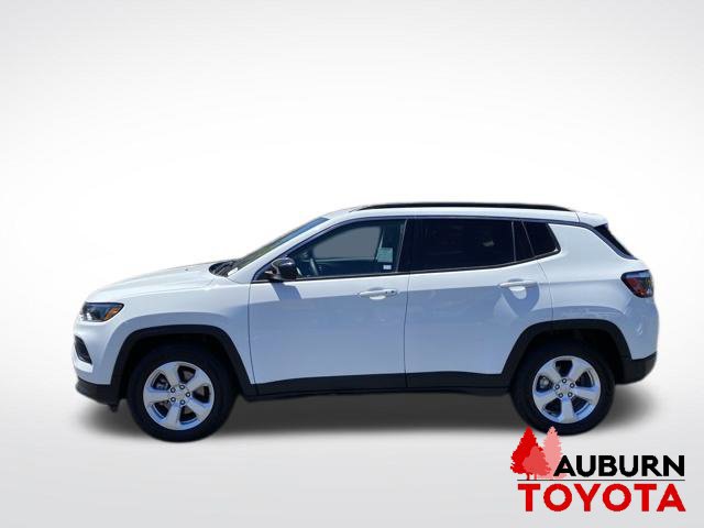 Used 2022 Jeep Compass Latitude FWD image 4