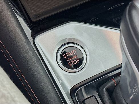 Used 2025 Nissan Altima 2.5 SR image 25