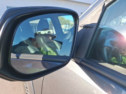 Used 2020 Toyota Tacoma TRD Sport image 15