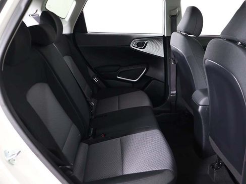 Used 2023 Kia Soul LX FWD image 31