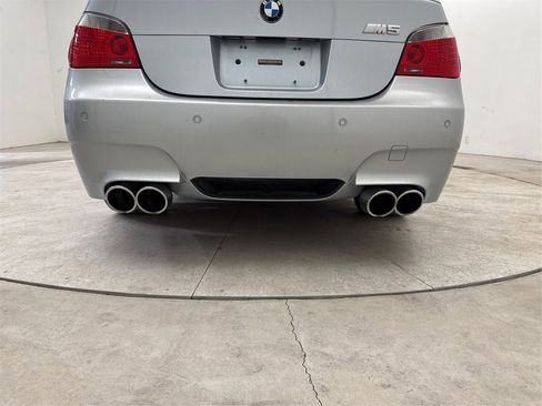 Used 2006 BMW M5 image 23