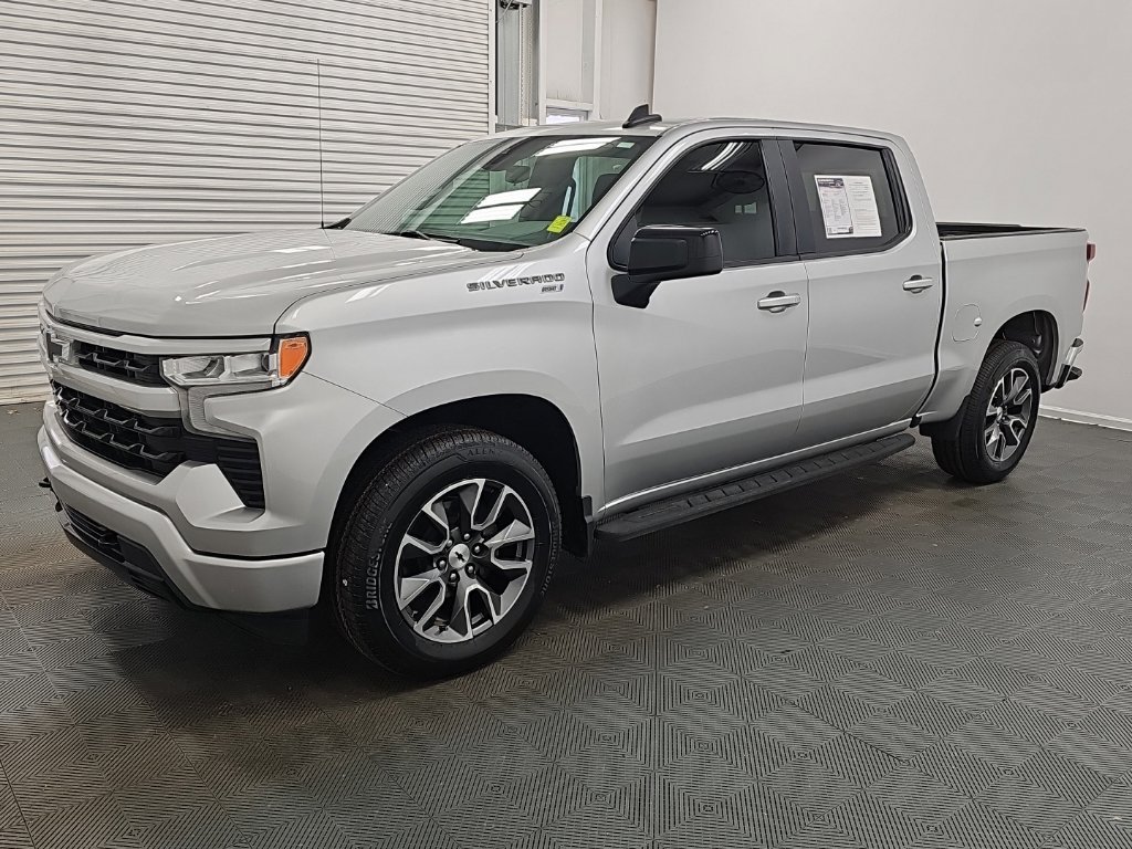 Used 2022 Chevrolet Silverado 1500 RST w/ Convenience Package II RWD image 5