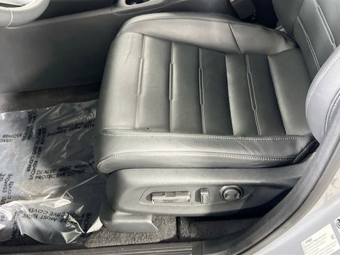 Used 2023 Honda CR-V EX-L image 18