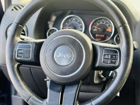 Used 2014 Jeep Compass Latitude AWD/4WD image 20